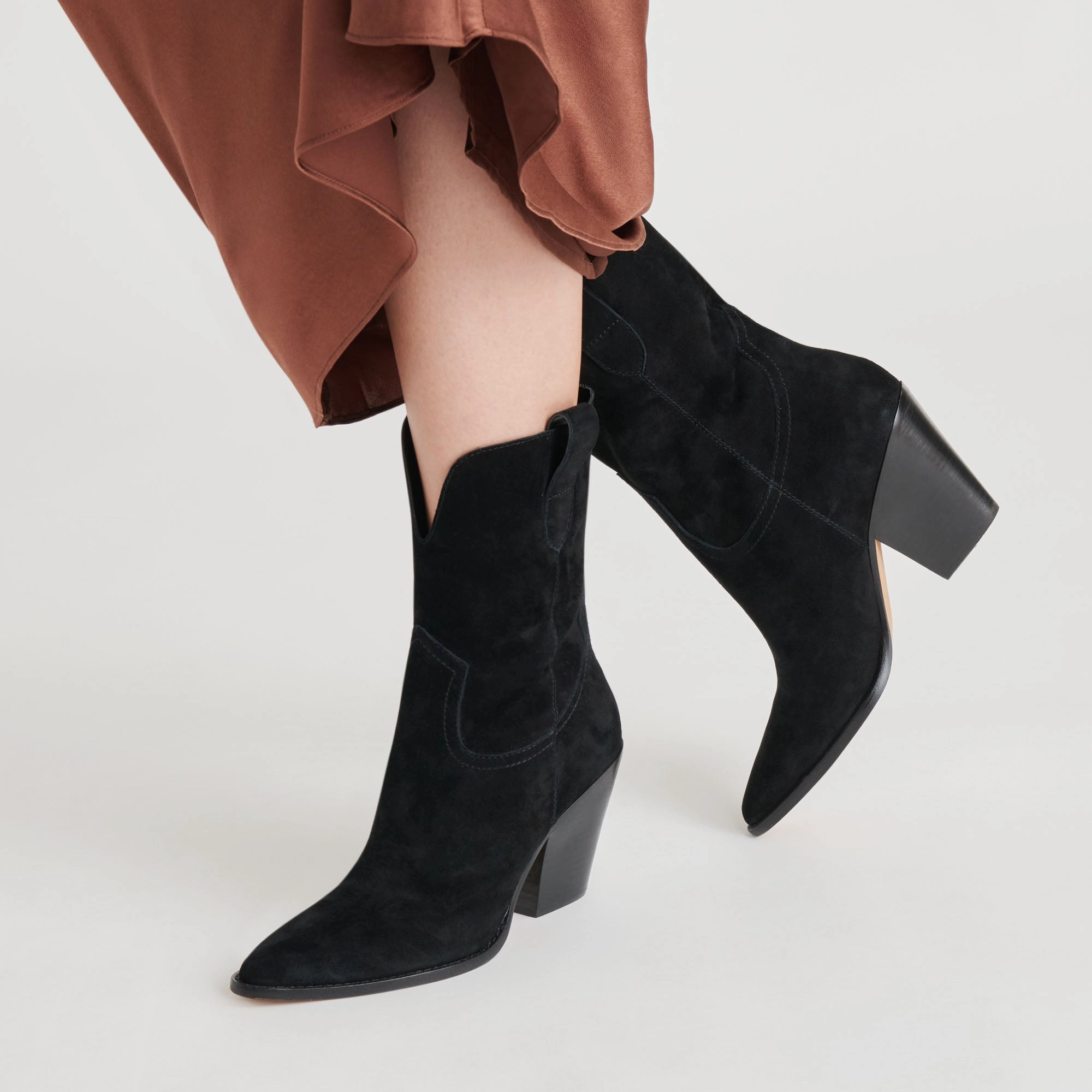 City-Functional Jessey Boots Onyx Suede