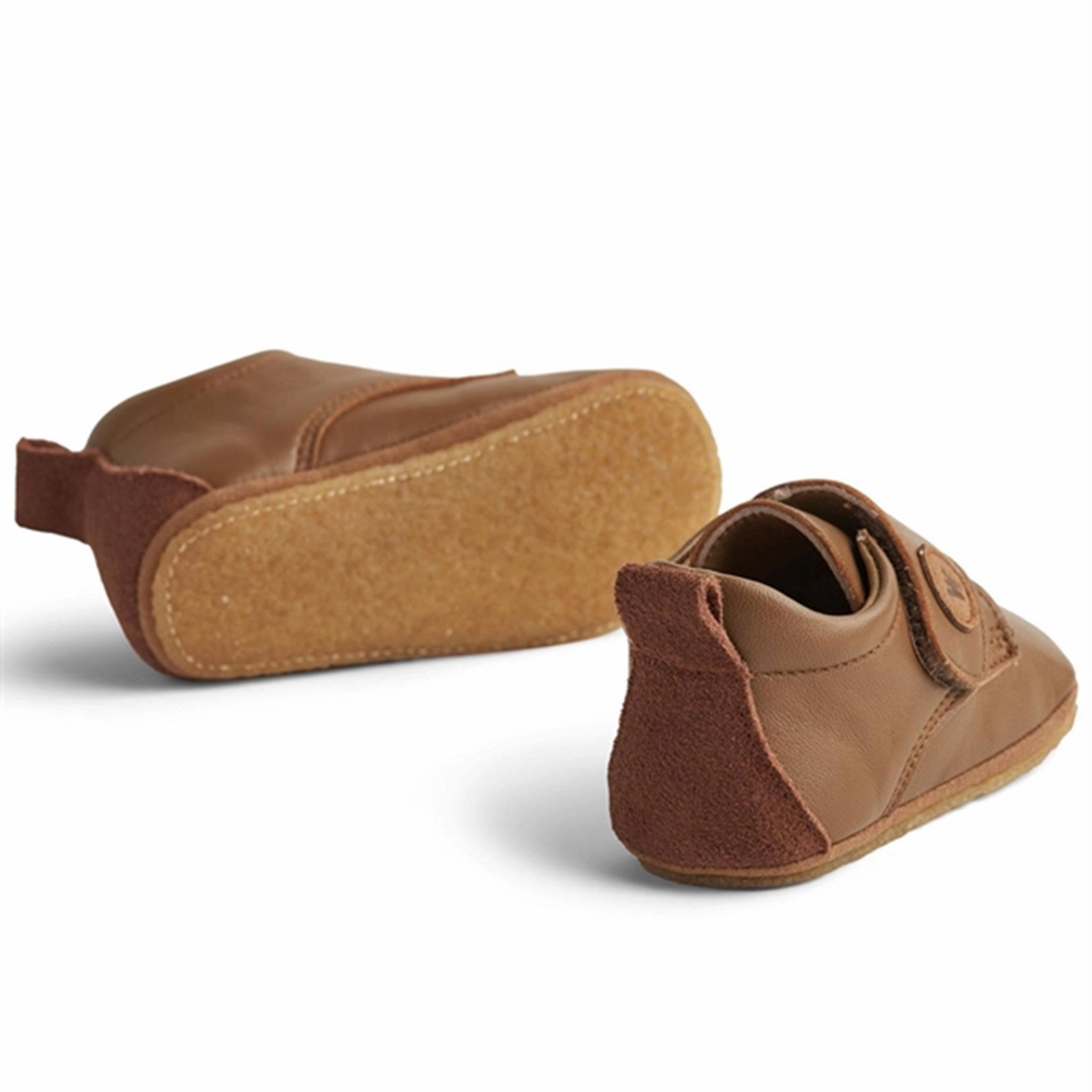 Form-To-Function Wheat Indoor Shoe Dakota Solid Cognac