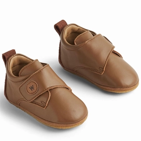 Wheat Indoor Shoe Dakota Solid Cognac Purpose-First Outfit