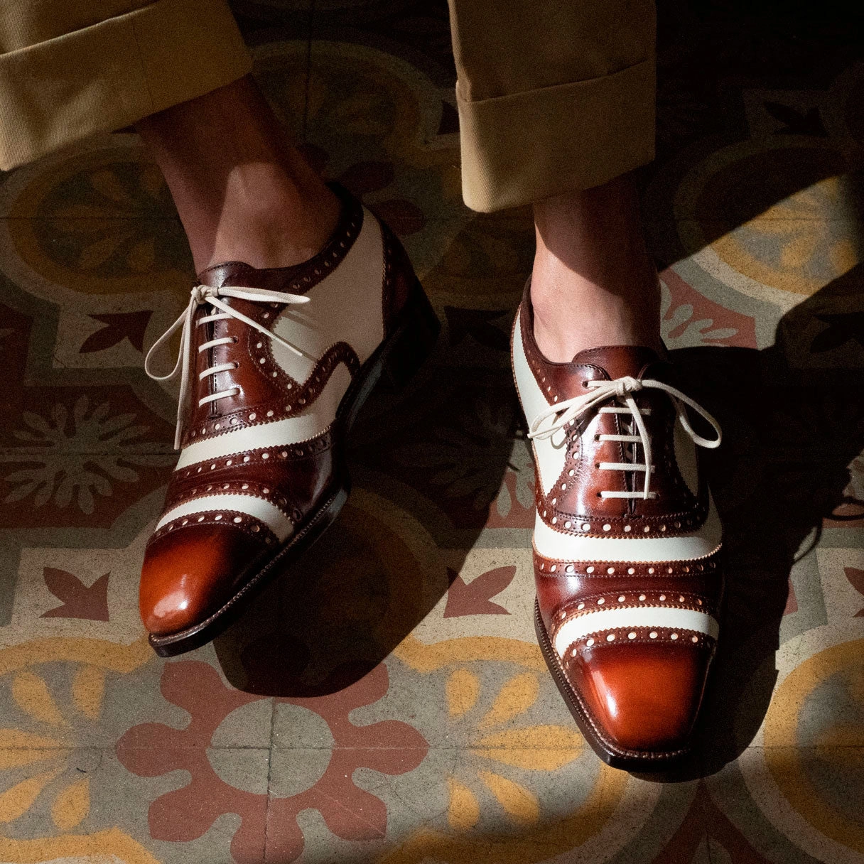 Spectator Full Oxford (Made-To-Order) - Cognac & Cream Balance Meets Style