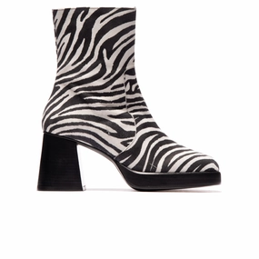 Designed To Flex Sullivan Zebra Print