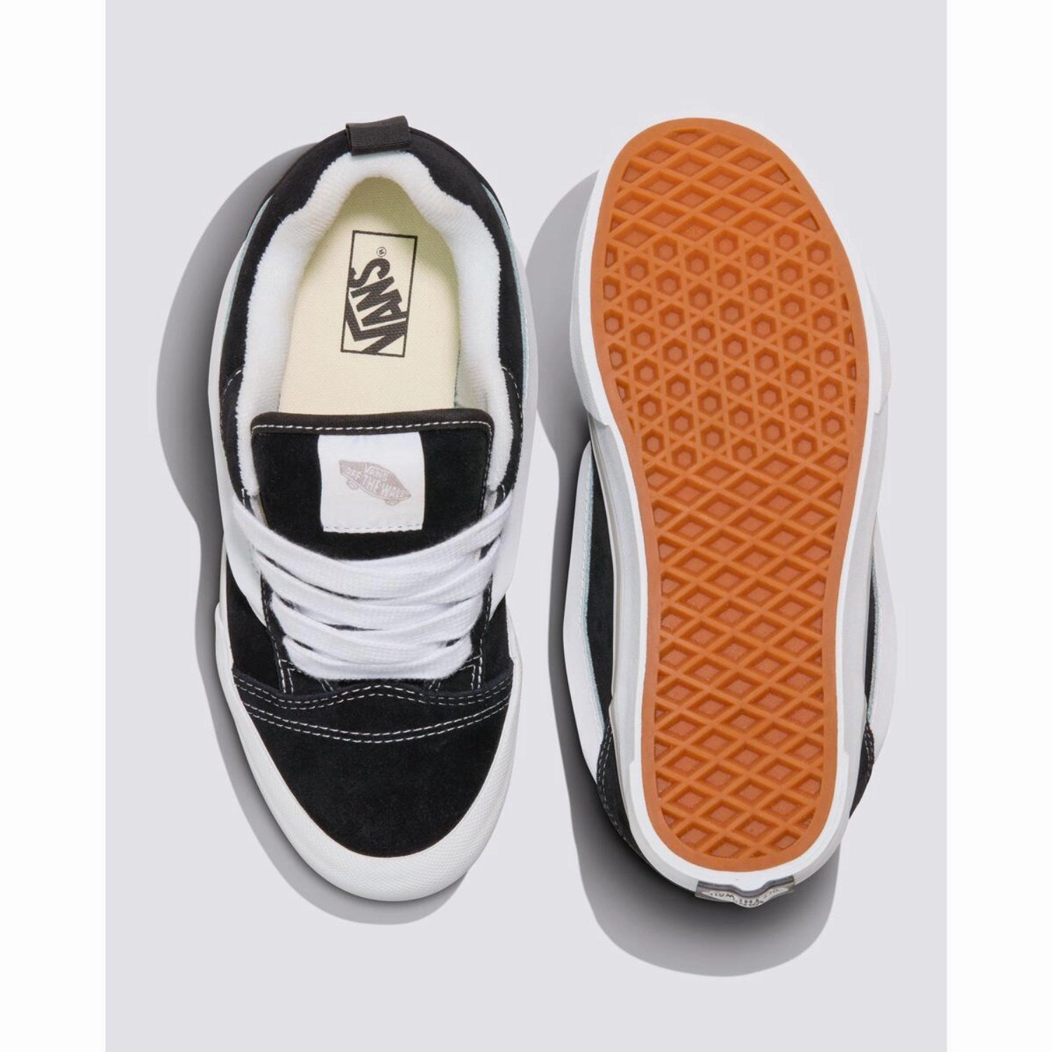 Vans Black/White Knu Skool Laid-Back Luxe Versatility Gear