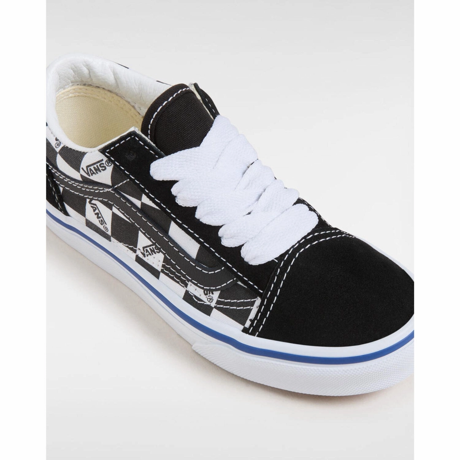 Vans Check/White Old Skool Logo Minimal Focus Streamlined Life
