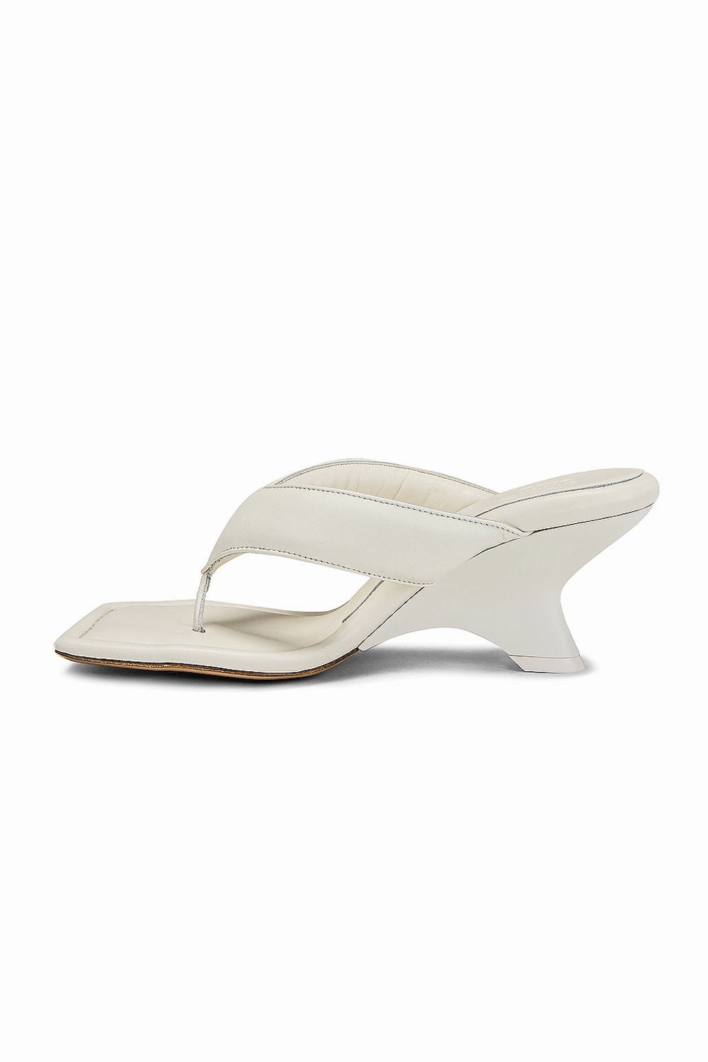 Your New Core Relaxed Innovation Gia 6 Leather Thong Sandal In Ivory