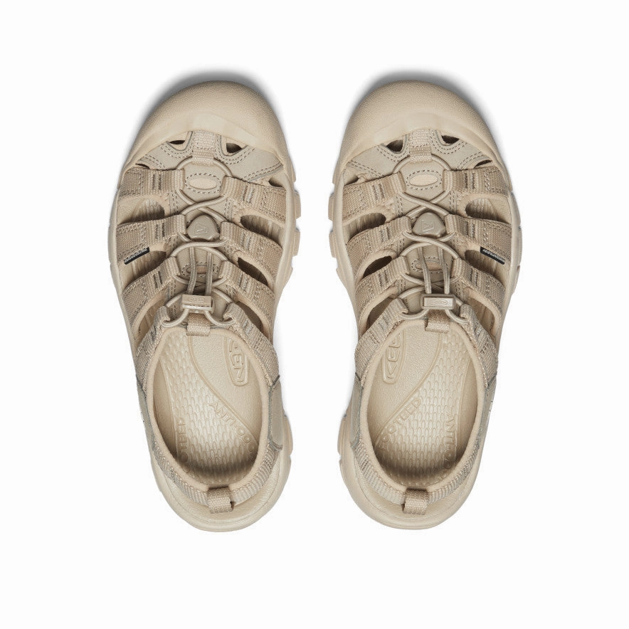 Your Functional Form Simplicity Rules Women'S Newport H2  |  Monochrome/Safari