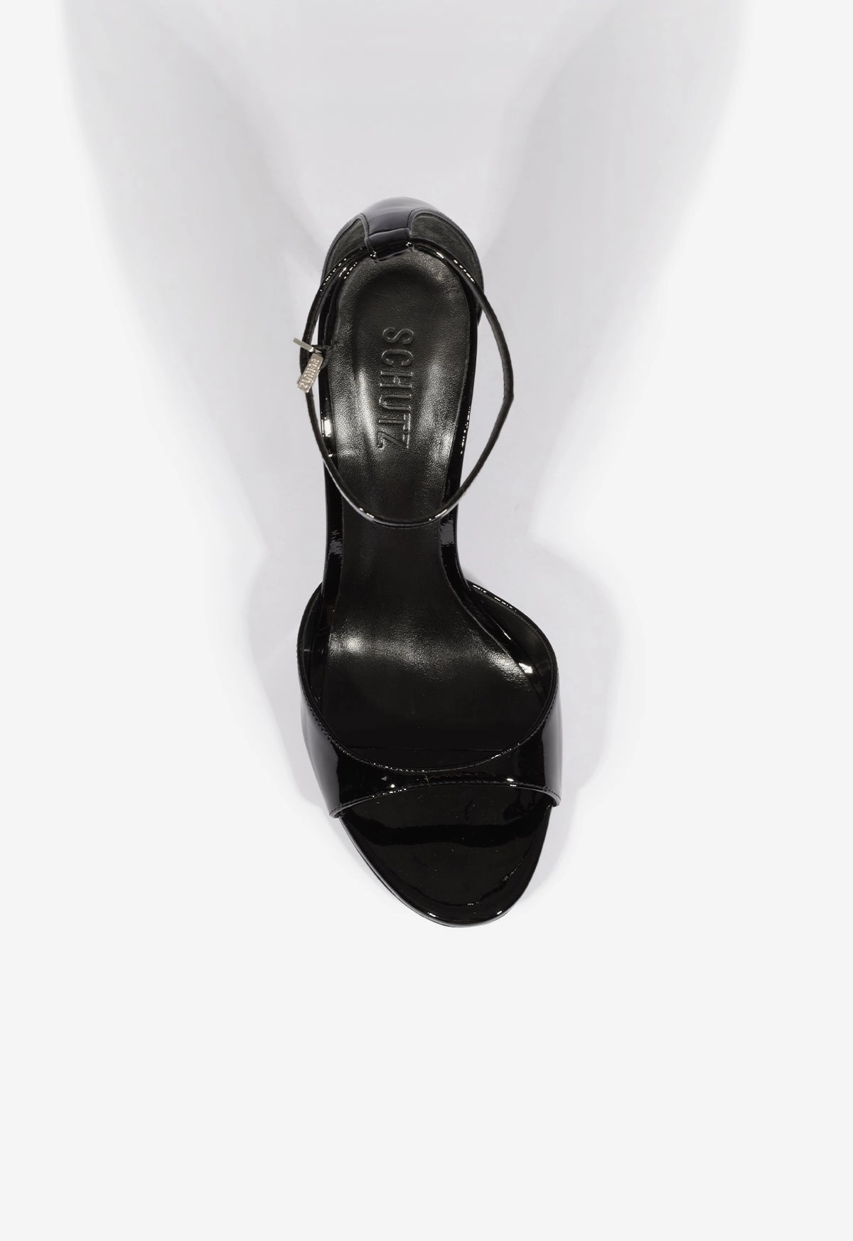 Scarlett Patent Leather Sandal Seamless Outfit