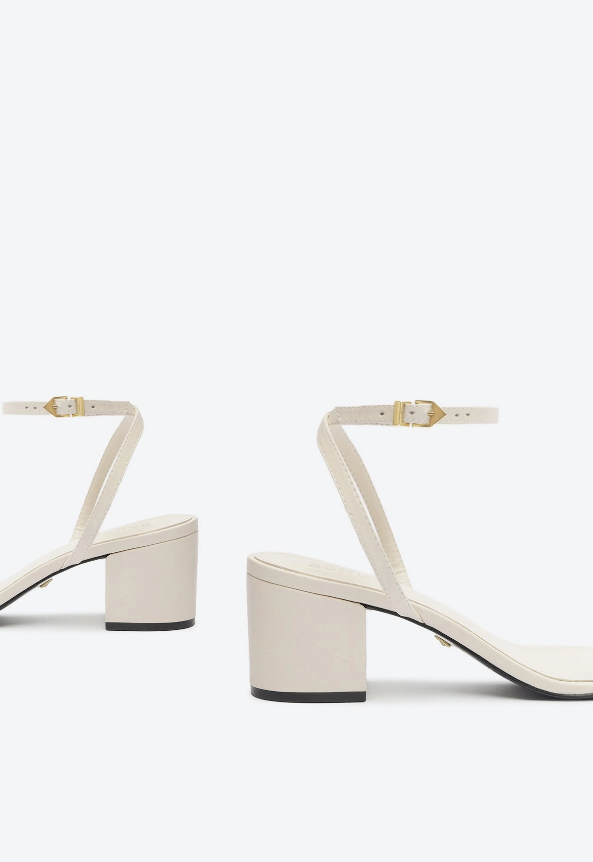 Kendall Leather Sandal Motion In Mind