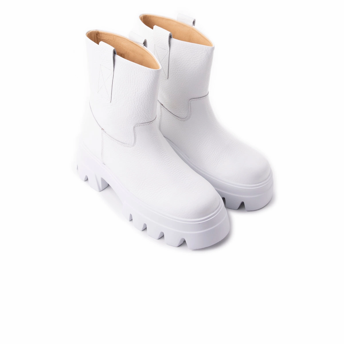 Alaska White Leather Clean-Styled