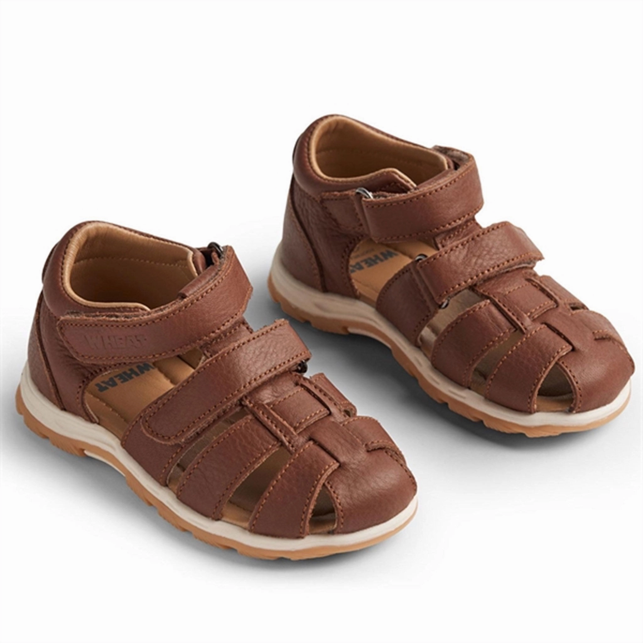 Wheat Sandal Closed Toe Frei S Cognac Ease In Motionwear