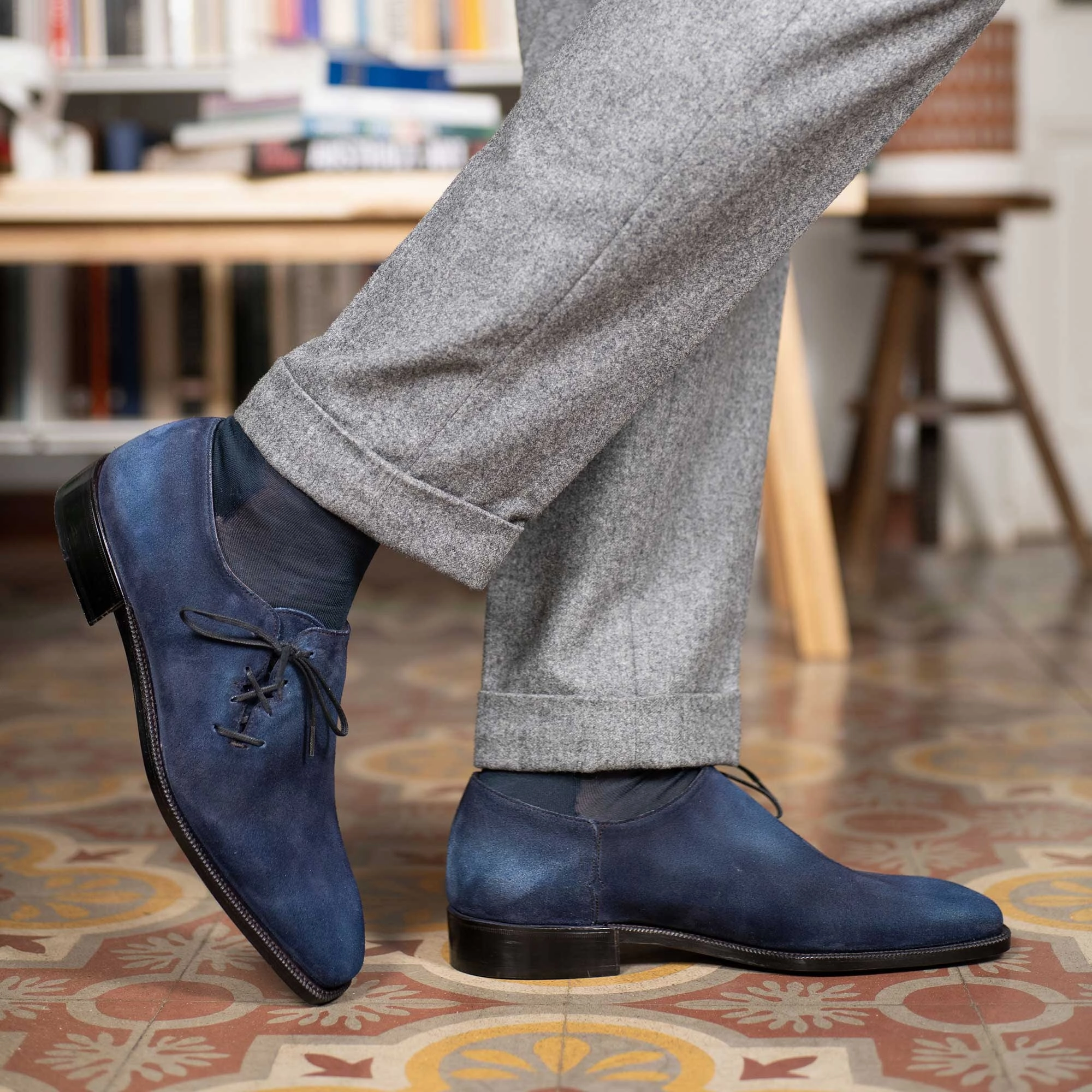 Modern Motionwear Refined Looks Wholecut Oxford Shoe -  Midnight Blue