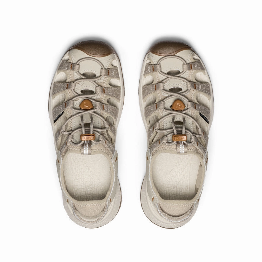 Future-Light Women'S Astoria West Sandal  |  Plaza Taupe/Roasted Pecan