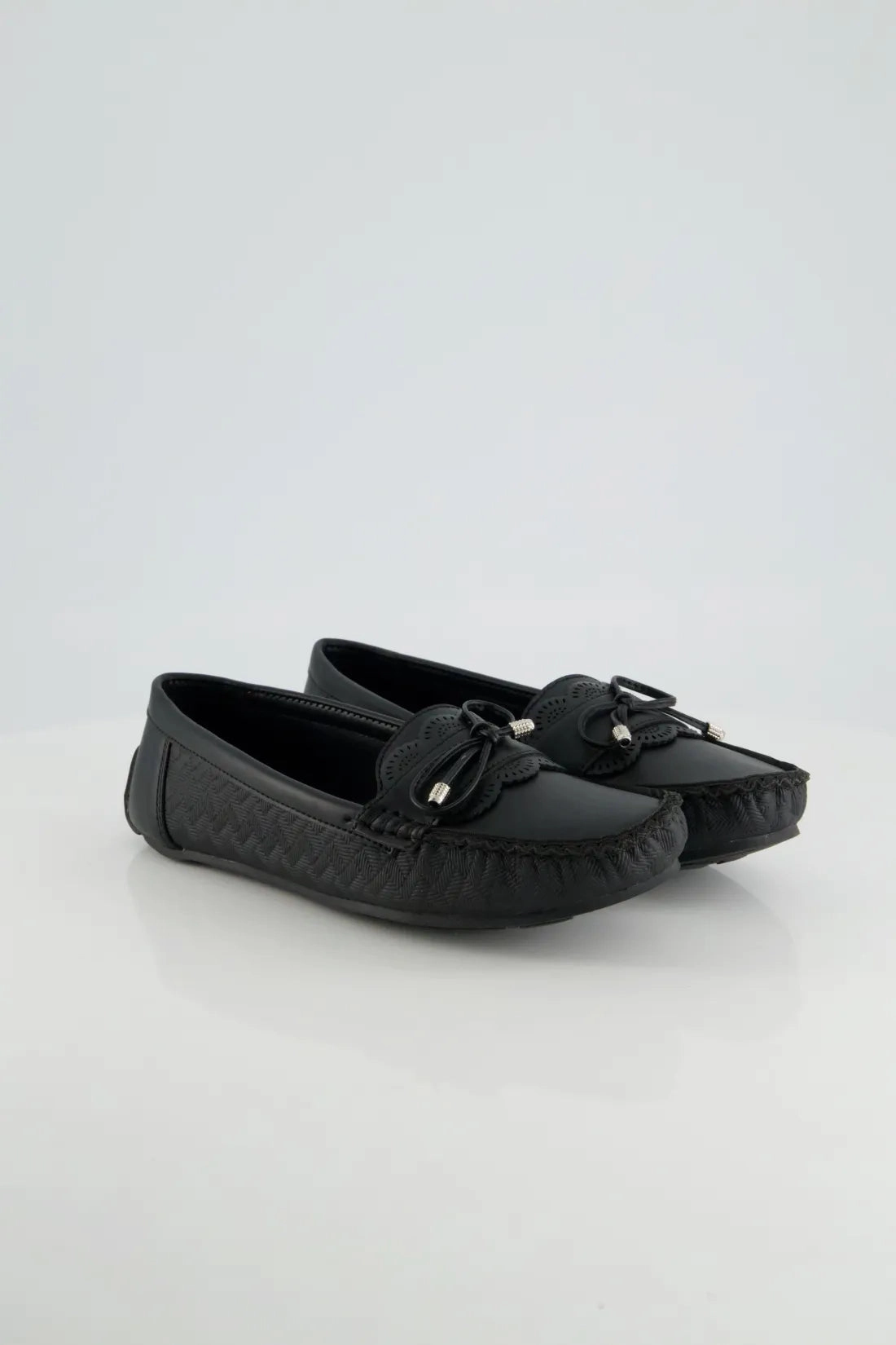 Women'S Moccasins Us-Cl-4302 Iconic Minimalism