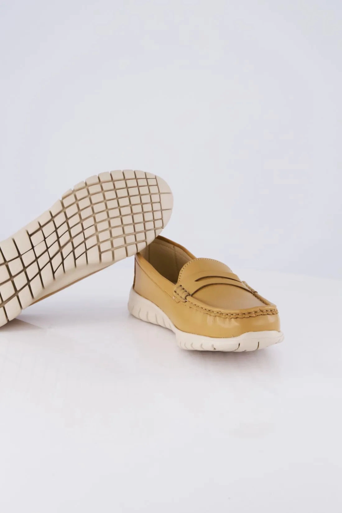 Women'S Moccasins Us-Dy-4303 Dynamic Looks