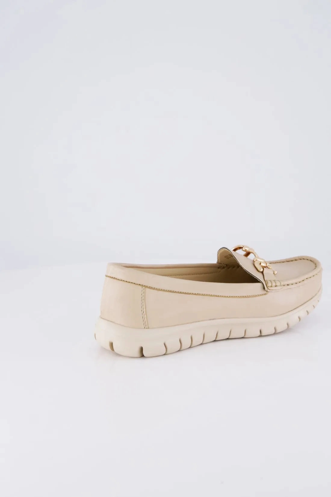Wear Your World Women'S Moccasins Us-Dy-4304