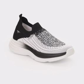 All-Weather Vibe Women Sneakers