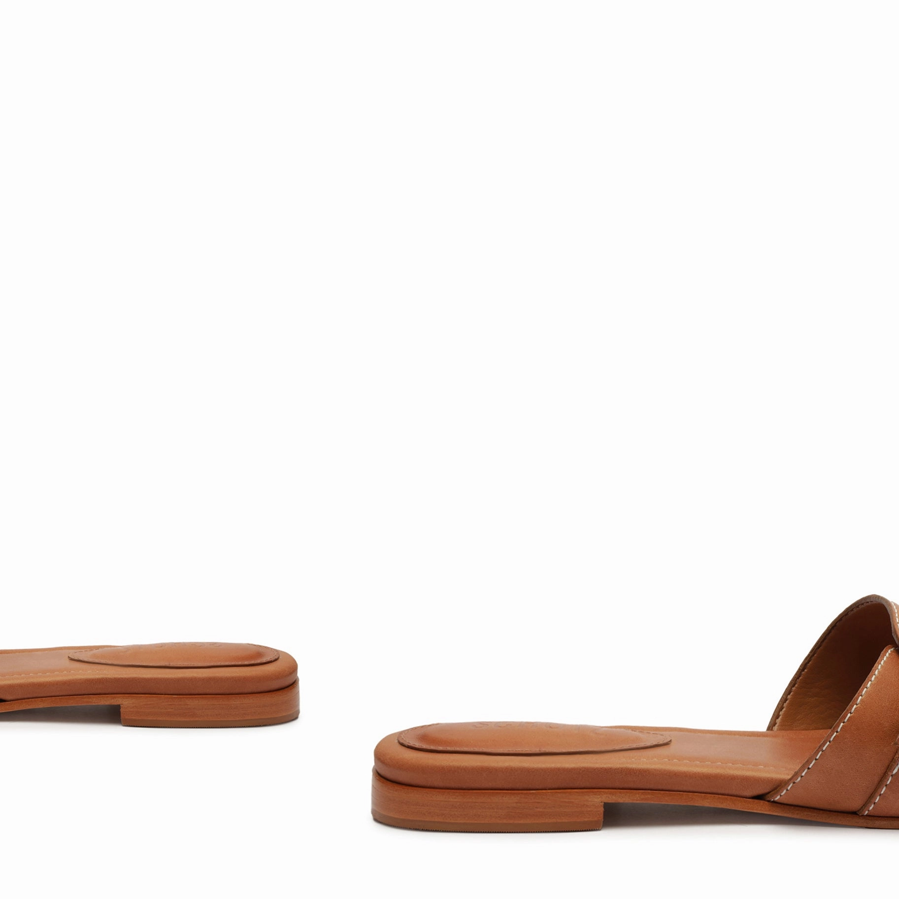 Crafted Balance New Classics Wavy Flat Sandal