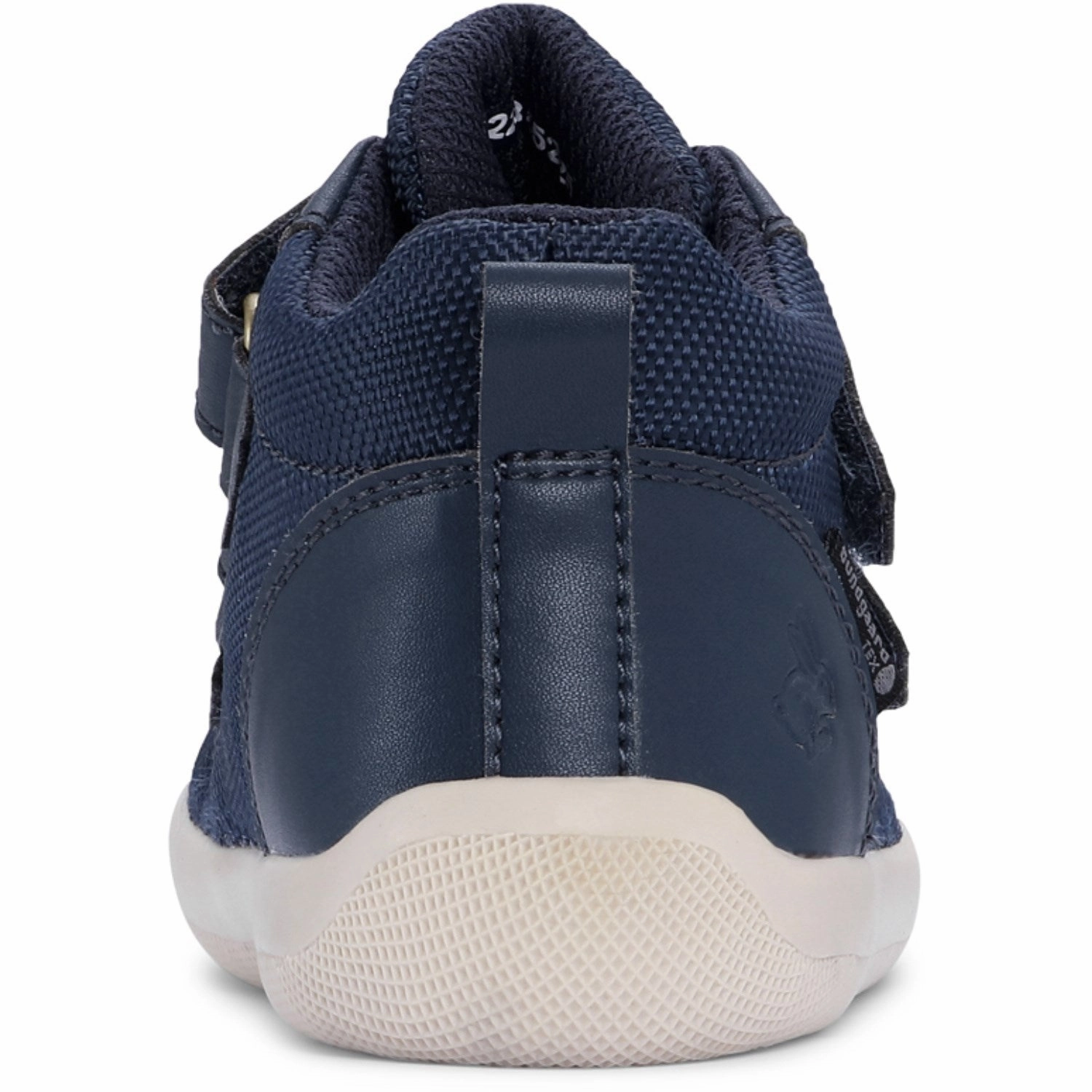 Bundgaard Navy Moon Adapt To Flow Understated Utility