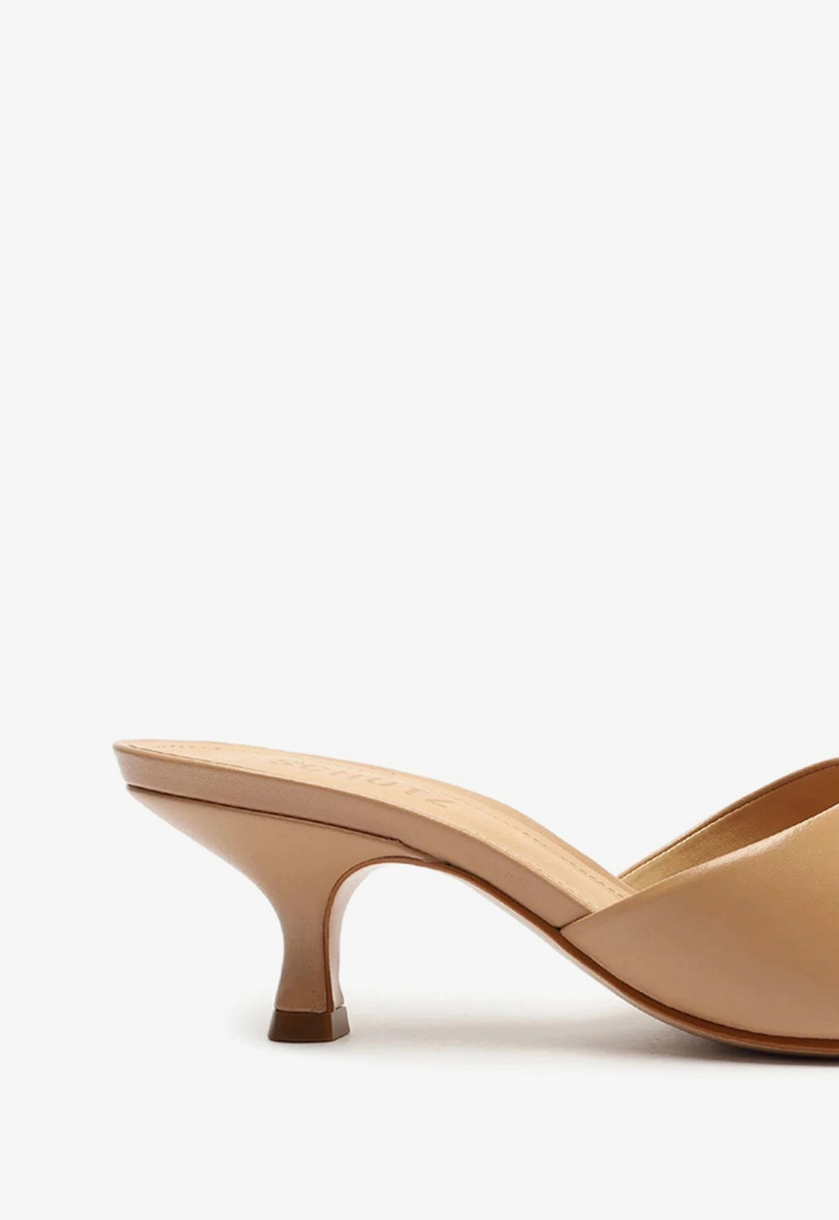 Everyday Innovation Move-Ready Looks Dethalia Leather Sandal
