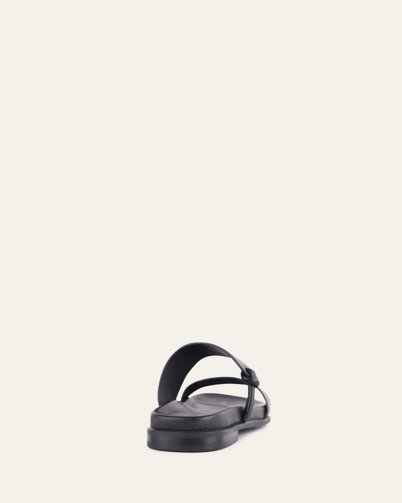 Hayes Flat Sandals Black Leather Core-Centric