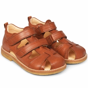 Distinctly Modern Core-Centric Angulus Sandal W. Velcro Cognac 0505-101-1545