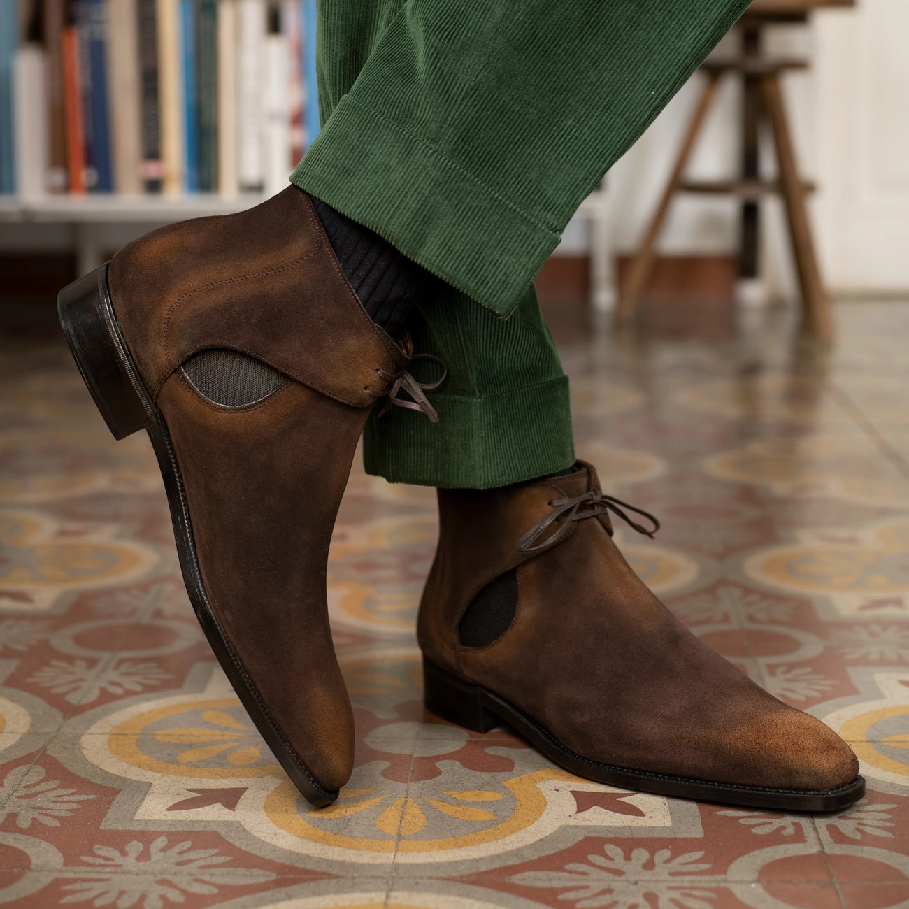 Decon Chelsea Boot - Cafe & Cream Multi-Wear Essentials No-Fuss Fit