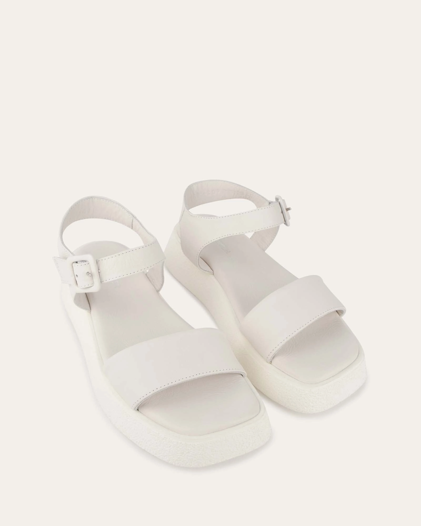Daily Build Zuri Flat Sandals White Leather